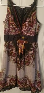 Womens size 4 sleeveless dress